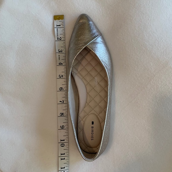 Birdies Silver Leather Pointy Toe Flats - Picture 6 of 8